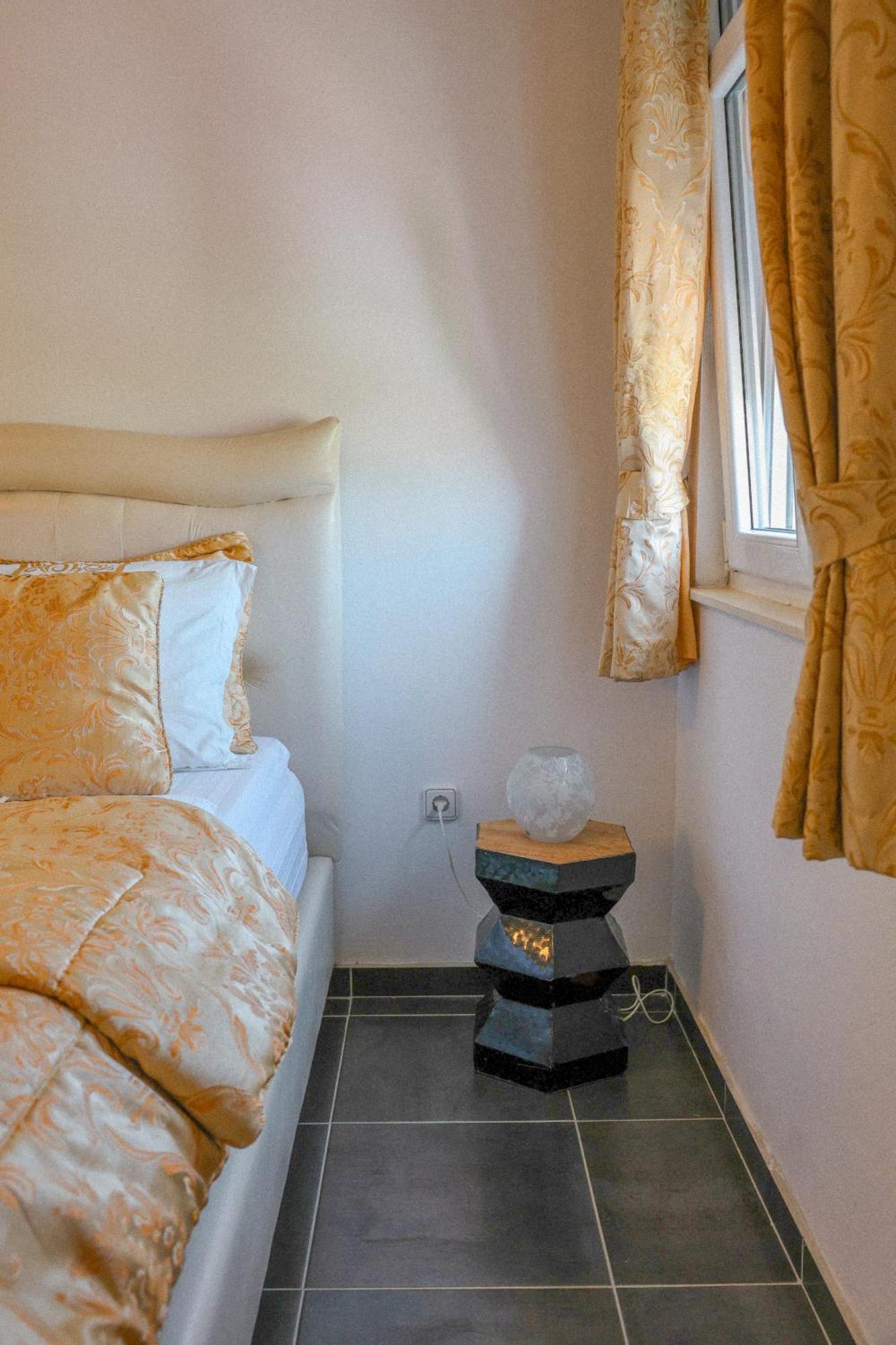 Casa Selimi Hotel Ulcinj Exterior photo
